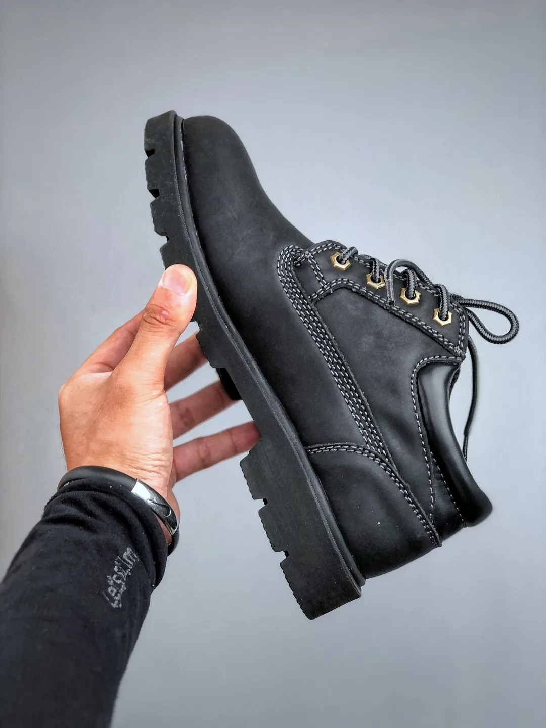 Local pick-up💰480 supports store delivery. New goods🚀#Timberland Timberland/Timberland classic model 25ss new low-top classic re-engineered brand new upgrade Guangdong factory quality original box original packaging The fabric is made of Italian 🇮🇹 frosted cowhide with anti-odor and anti-corrosion genuine leather latex insoles to give you a perfect wearing experience. The quality is exquisite and durable. A must-have for sportsmen. Specially designed to handle handsomeness. High-quality and first-class foot feel. Exclusive supply Size: 39-44 (one size larger)